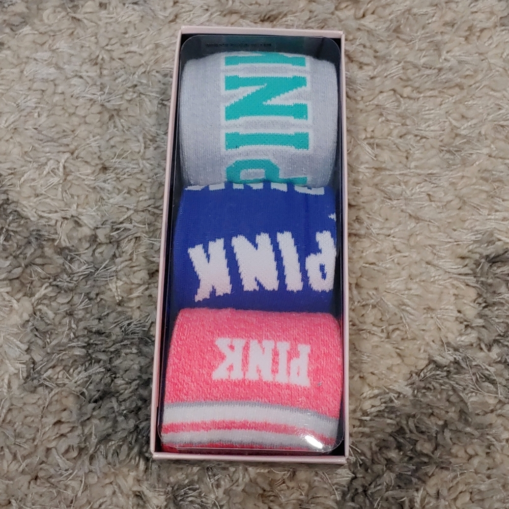 Victoria's Secret Pink socks